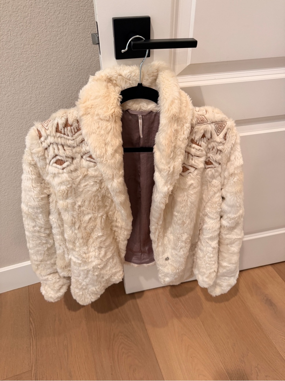 Free People Embroidered Cascade Fur Jacket - Great condition!!! - Picture 6 of 10
